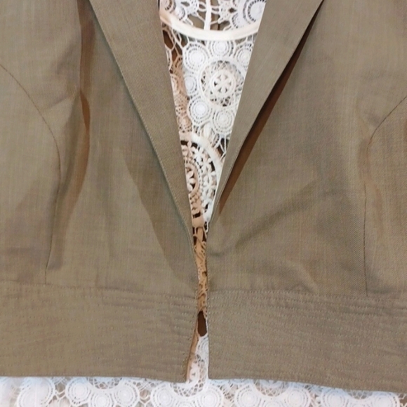 Calvin Klein short jacket - Picture 5 of 14